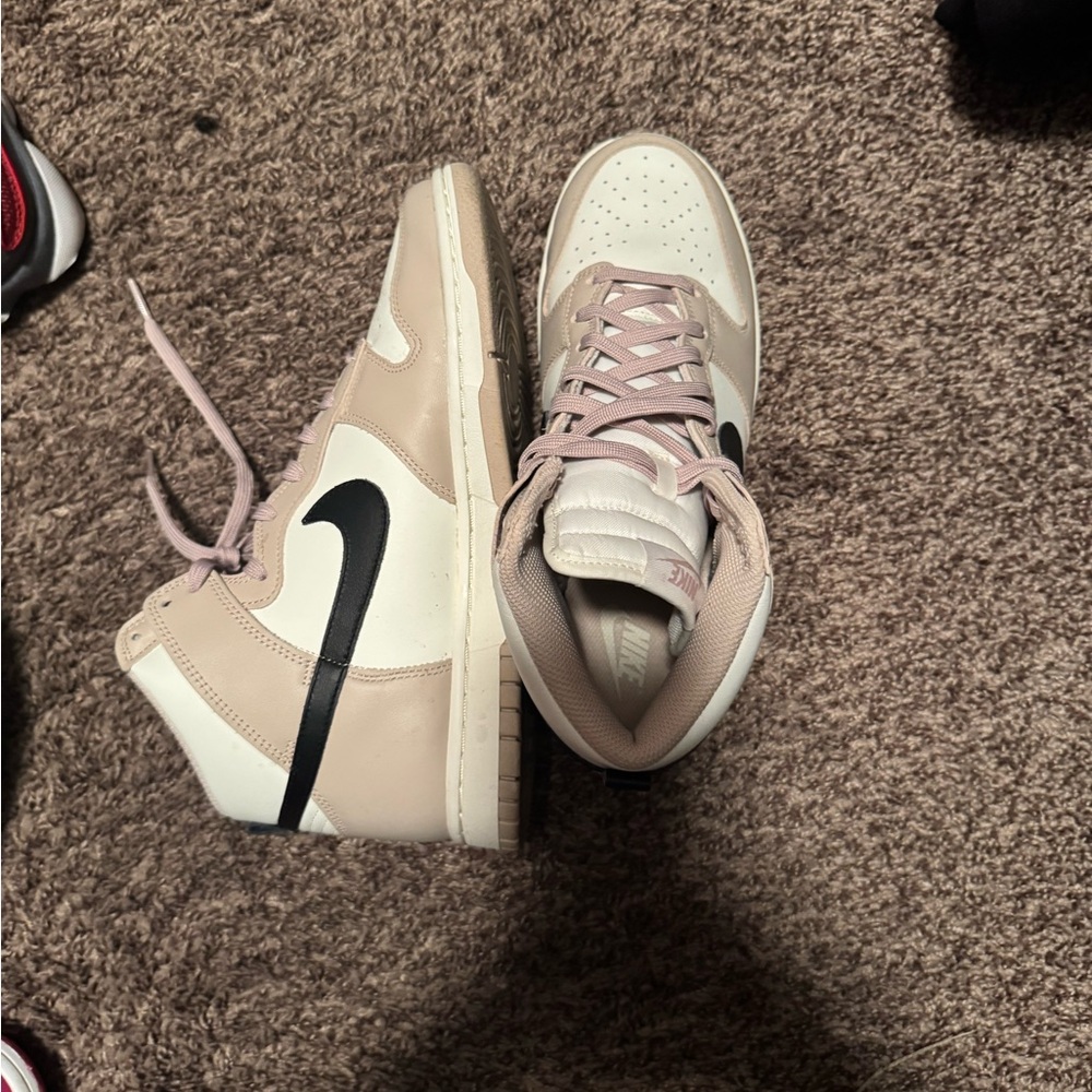 Nike Women's High-Top Sneakers - Black and Tan